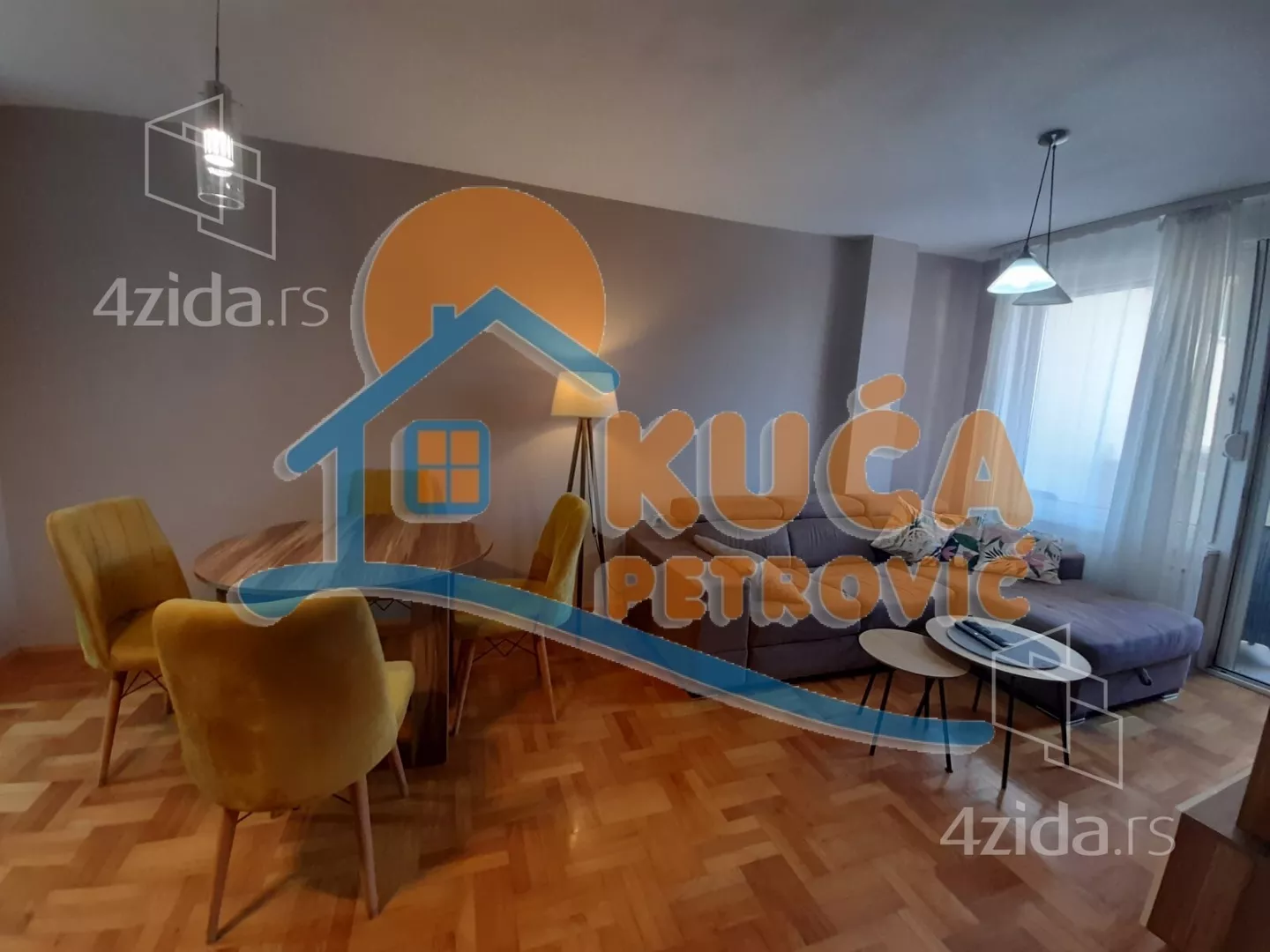 Jednoiposoban stan | 4zida