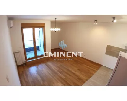 Tadije Sondermajera | 4zida.rs