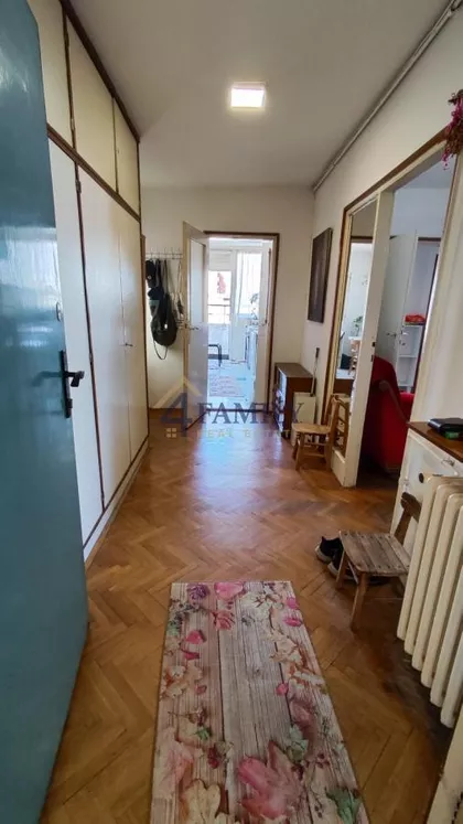 Pariske Komune | 4zida.rs