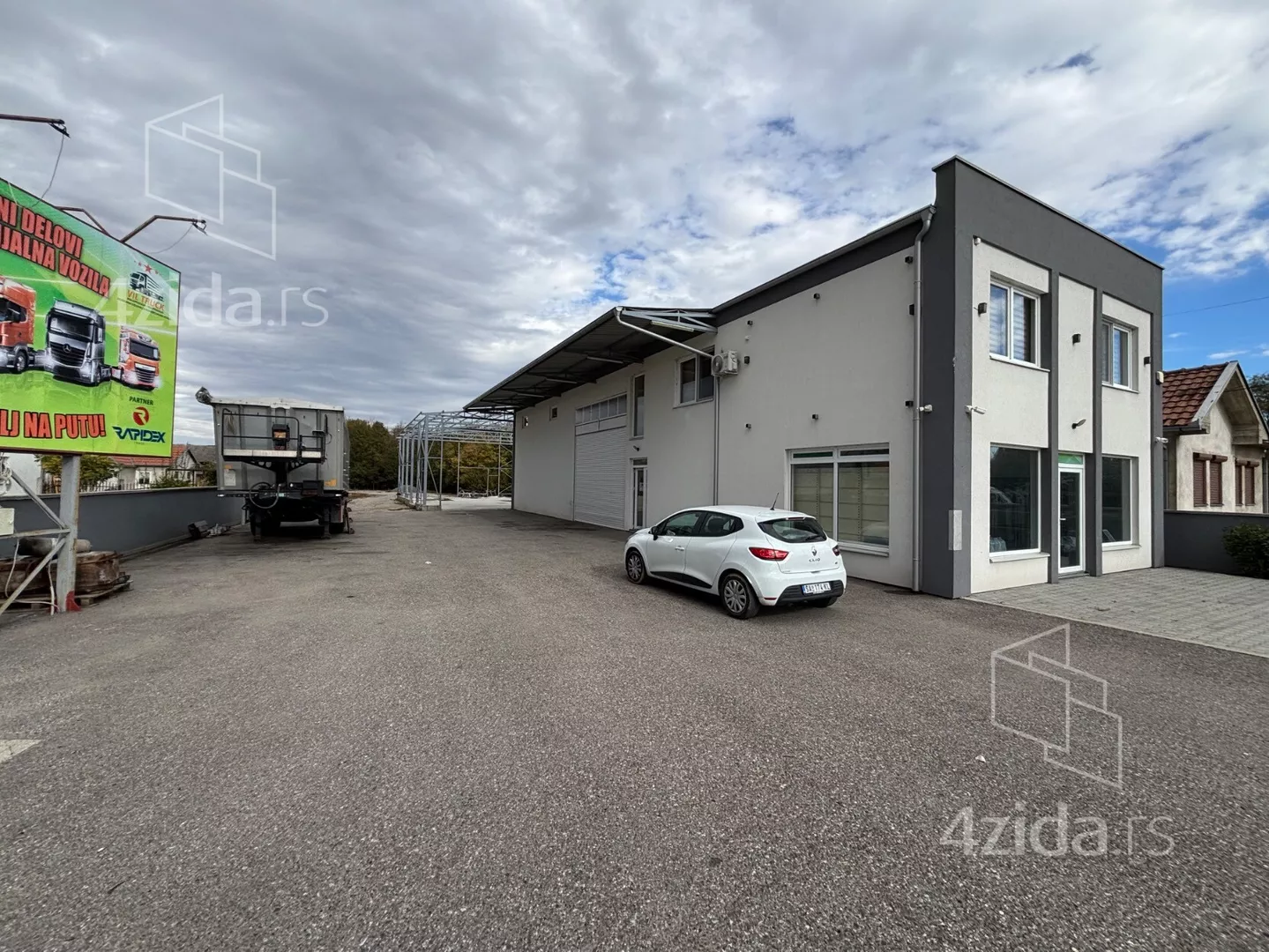 Poslovni prostor | 4zida