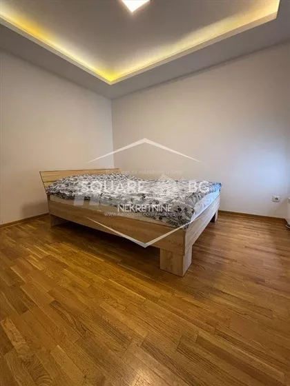 Dušana Vasiljeva | 4zida.rs