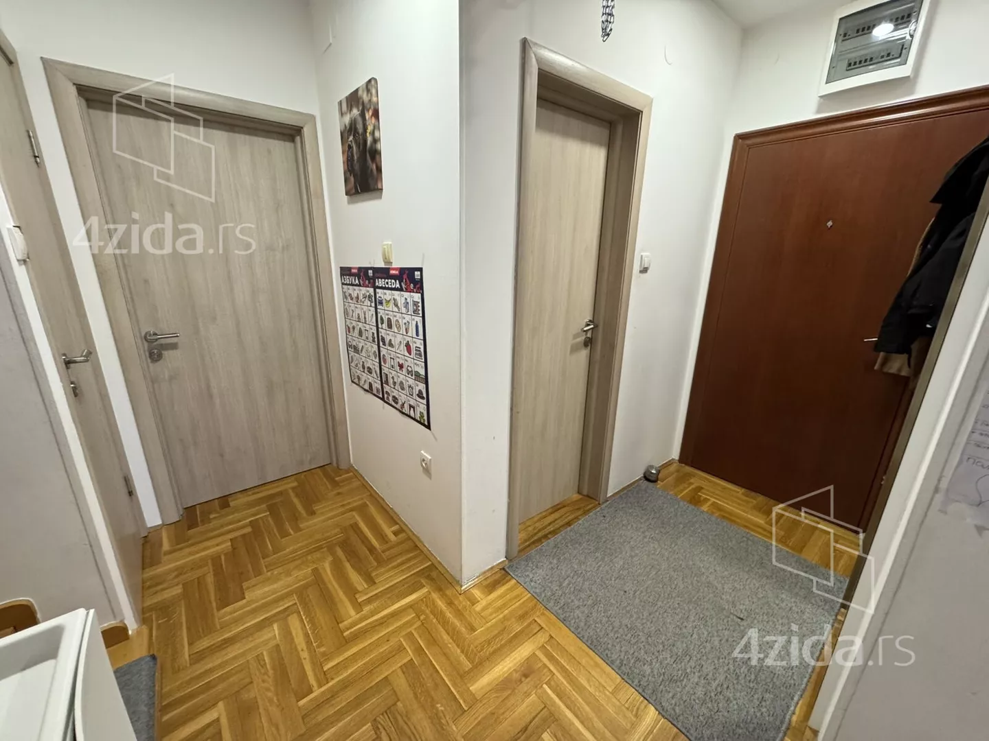 Četvorosoban stan | 4zida