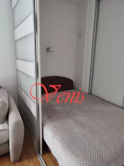 Aranj Janoša | 4zida.rs