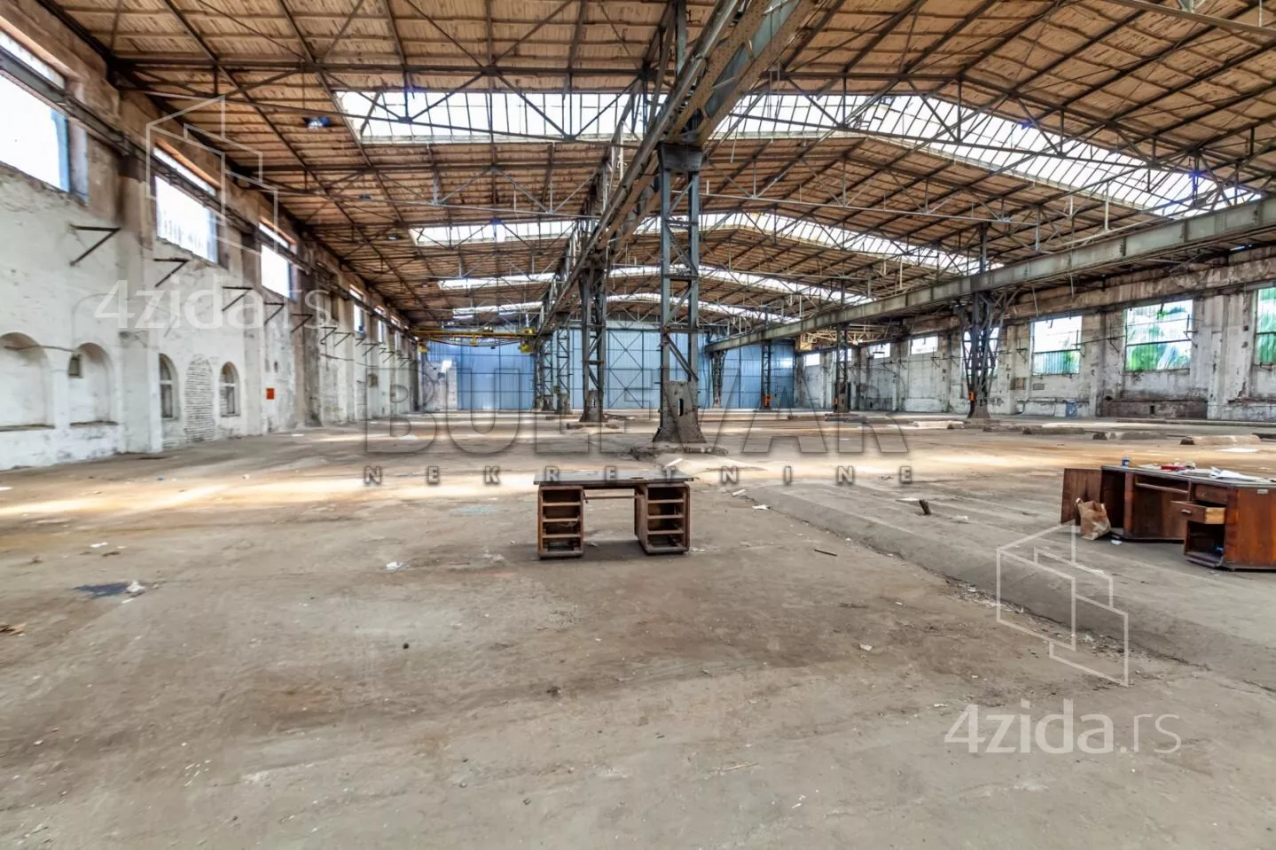 Lokal | 4zida