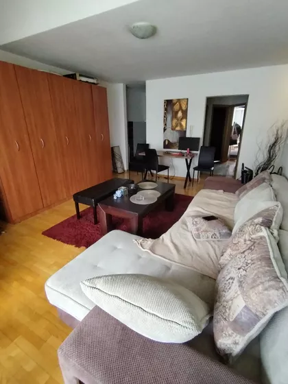 Kozarčeva | 4zida.rs