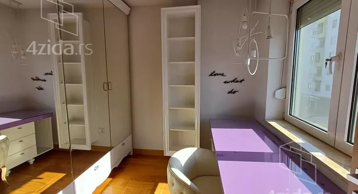 Petosoban stan | 4zida