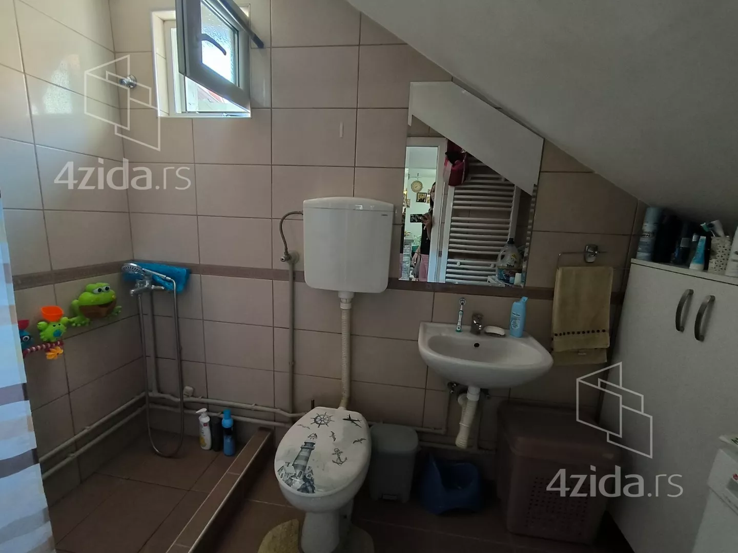 3-etažna kuća | 4zida