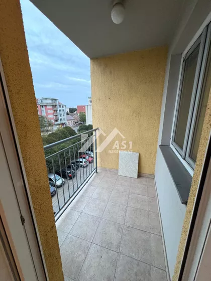 Žitni trg | 4zida.rs