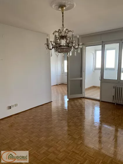 Novi Merkator | 4zida.rs