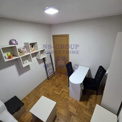 Cara Dušana | 4zida.rs