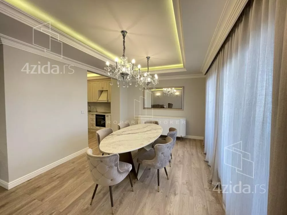 Petosoban stan | 4zida