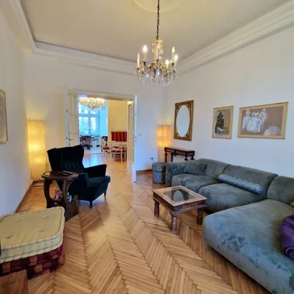 Milana Kasanina | 4zida.rs