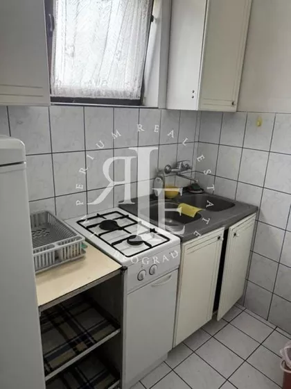 Kolonija Zmaj | 4zida.rs