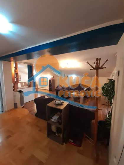 Skopska | 4zida.rs