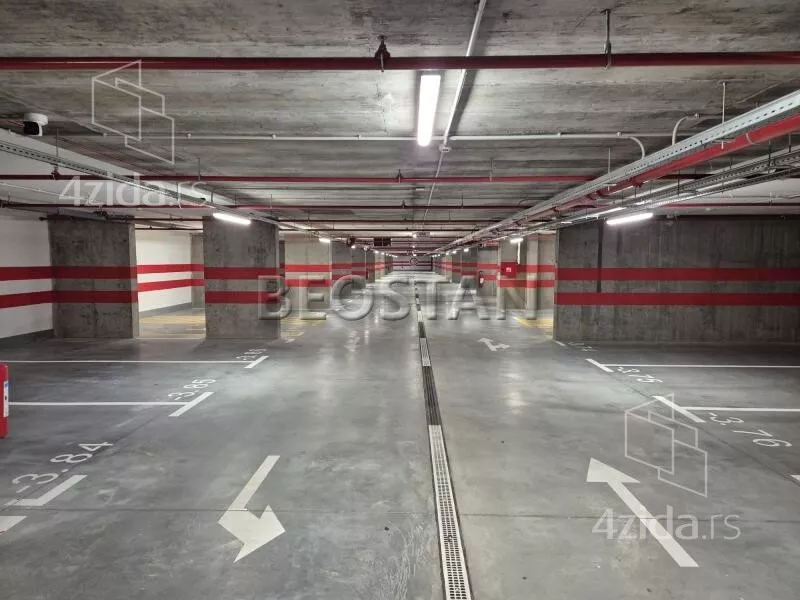 Garaža | 4zida