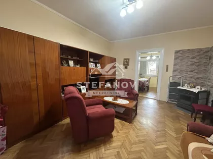 Mala Amerika | 4zida.rs