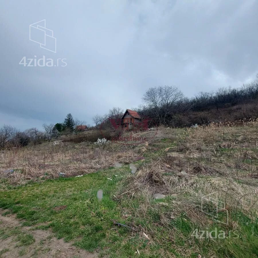 Plac | 4zida
