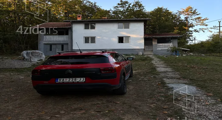 3-etažna kuća | 4zida