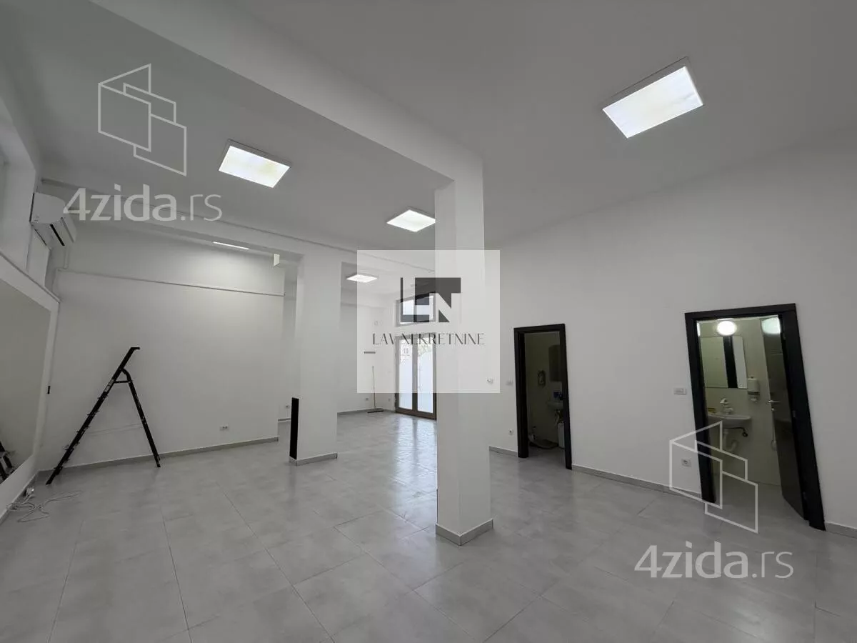 Lokal | 4zida