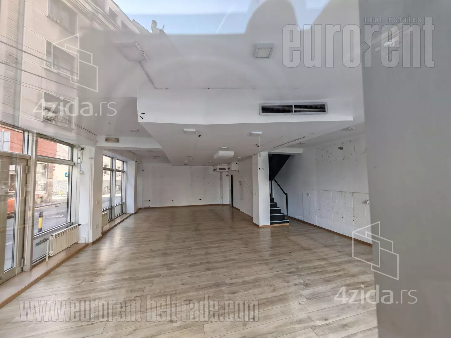 Poslovni prostor | 4zida