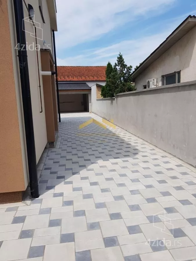 Kuća | 4zida