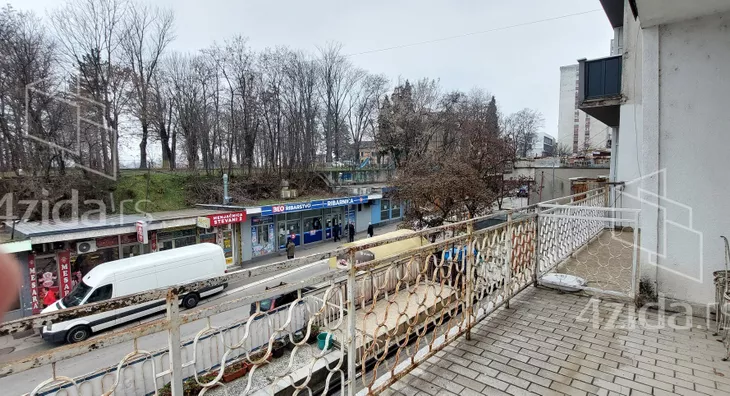 Sedmosoban stan | 4zida