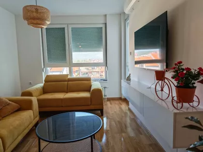 Bulevar Nemanjića 89 | 4zida.rs