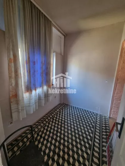 Prvomajska | 4zida.rs