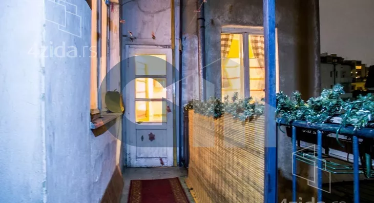 Troiposoban stan | 4zida