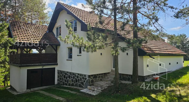 3-etažna kuća | 4zida