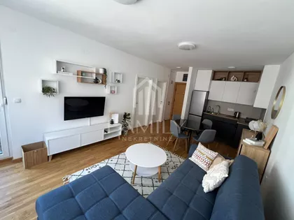 Jug Bogdana | 4zida.rs