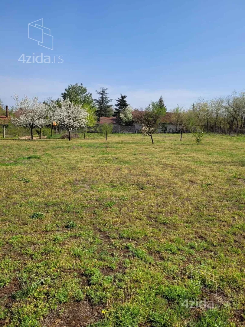 Građevinsko zemljište | 4zida