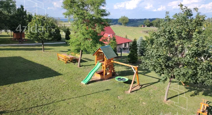 Turistički objekat | 4zida