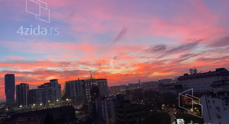 Šestosoban stan | 4zida