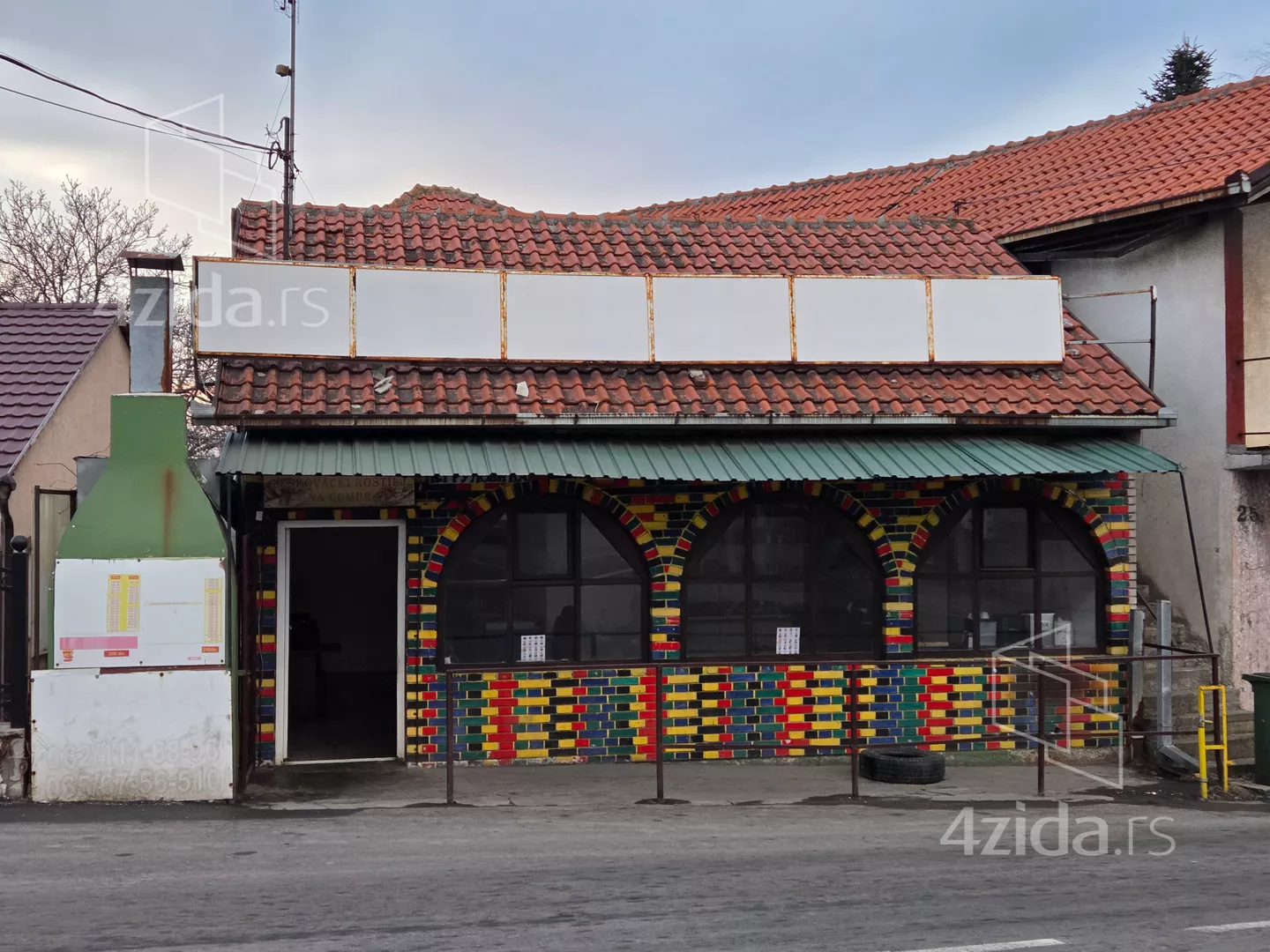 Lokal | 4zida