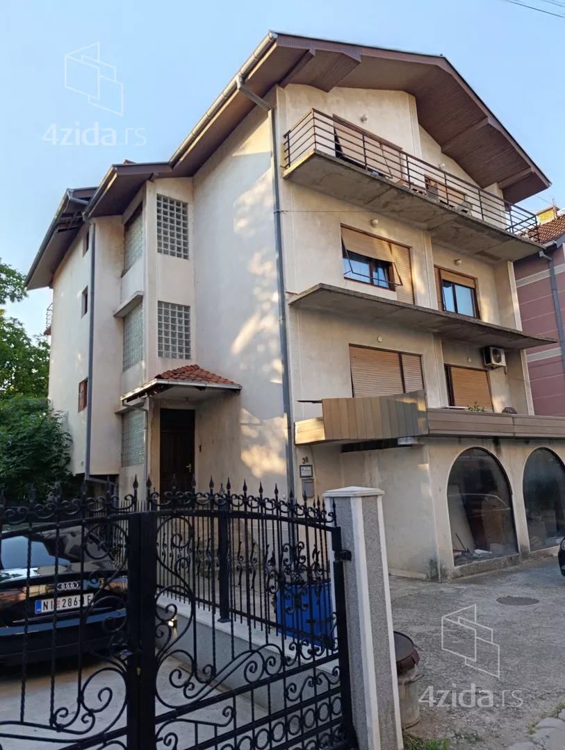 4-etažna kuća | 4zida