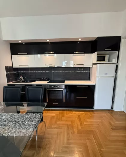 Gradske lokacije | 4zida.rs