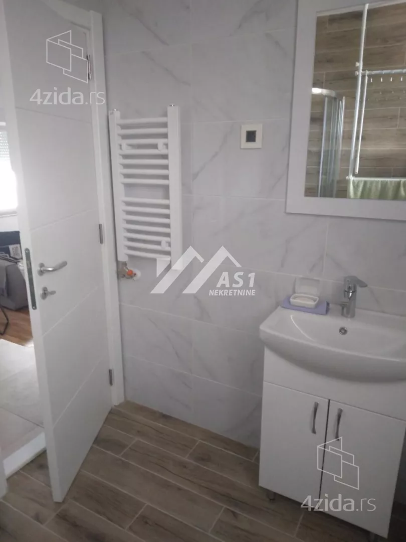 Garsonjera | 4zida