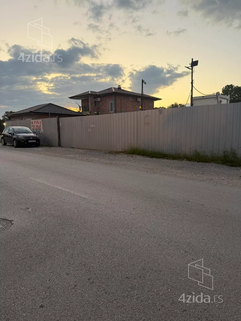 Građevinsko zemljište | 4zida