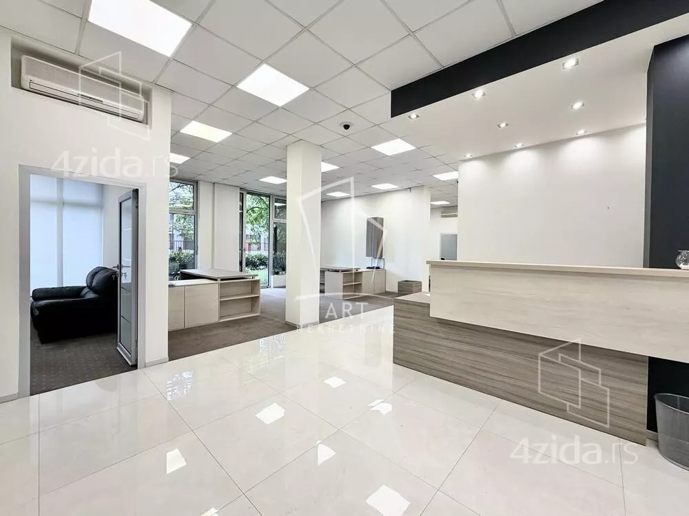 Poslovni prostor | 4zida