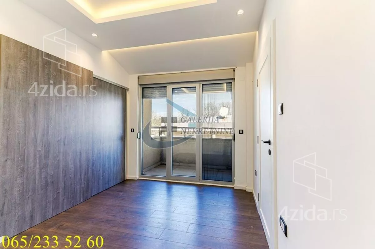 Petosoban stan | 4zida