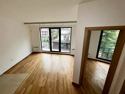 Meteorološka 4 | 4zida.rs