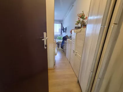 Radnih akcija | 4zida.rs
