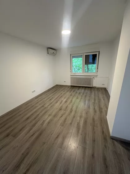 Moše Pijade 106 | 4zida.rs