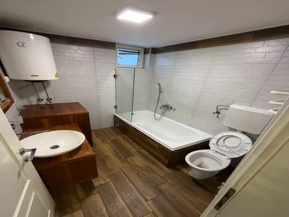 Jug Bogdana 6 | 4zida.rs