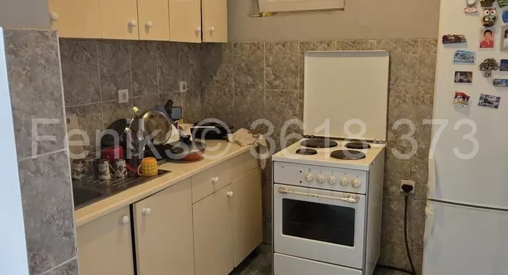 Sedmosoban stan | 4zida