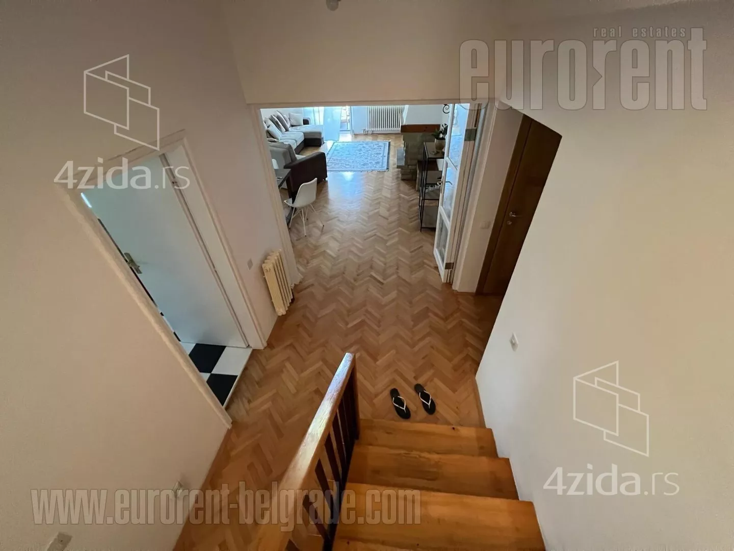 Četvoroiposoban stan | 4zida