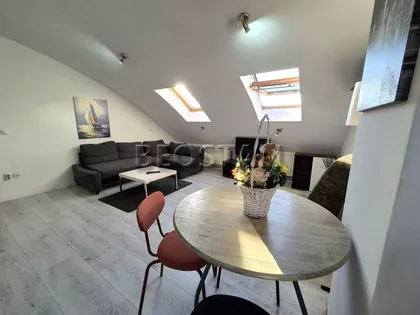 Marka Oreškovica | 4zida.rs