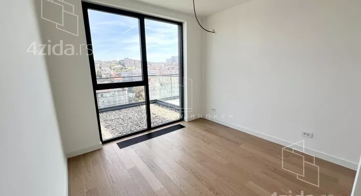 Petosoban stan | 4zida