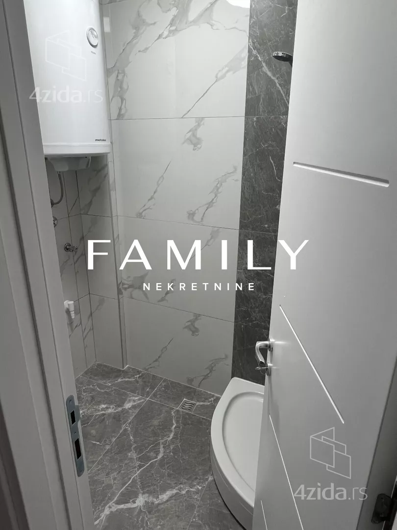 Šestoiposoban stan | 4zida